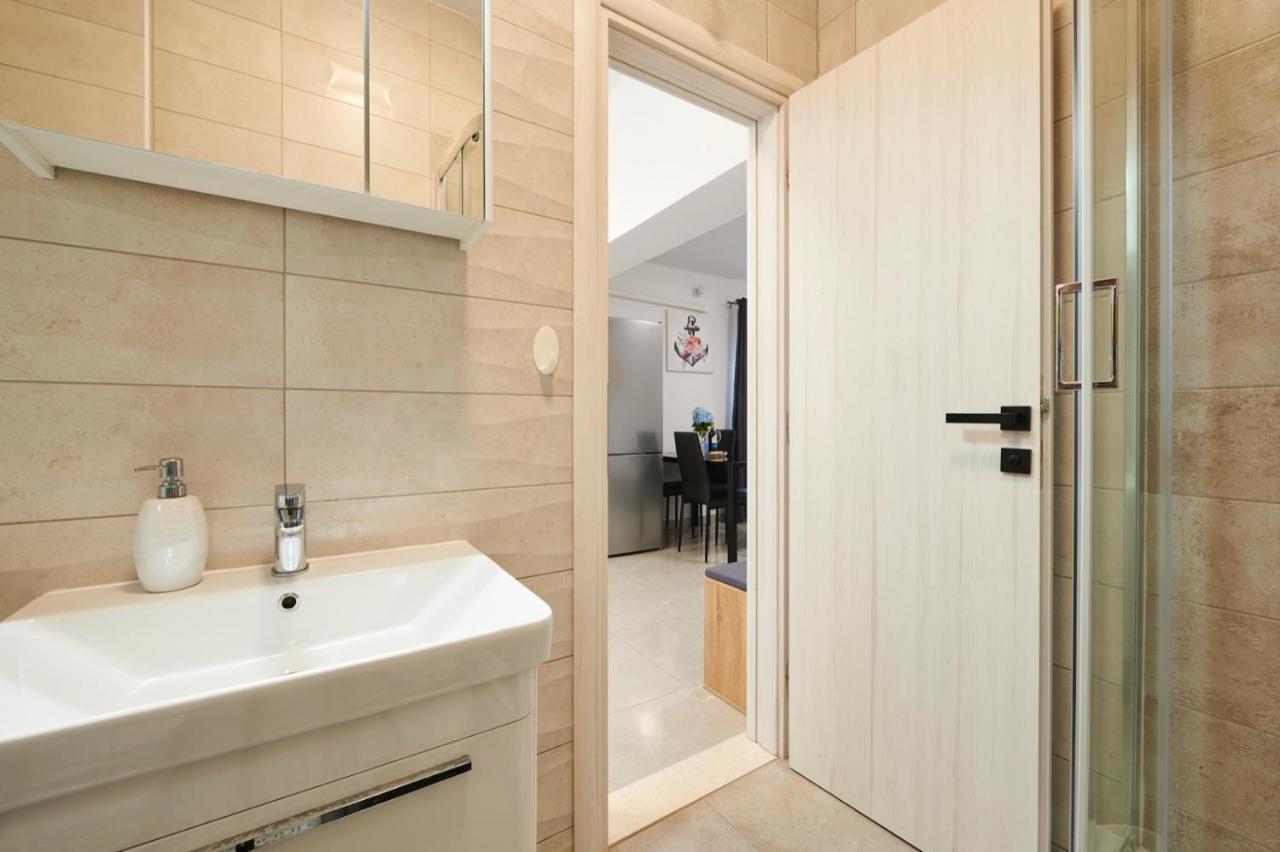 Apartment Josip Ciovo โตรกีร์ ภายนอก รูปภาพ